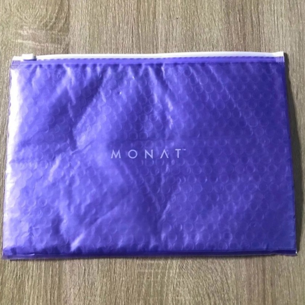 MONAT Cosmetic Makeup Bag bubble